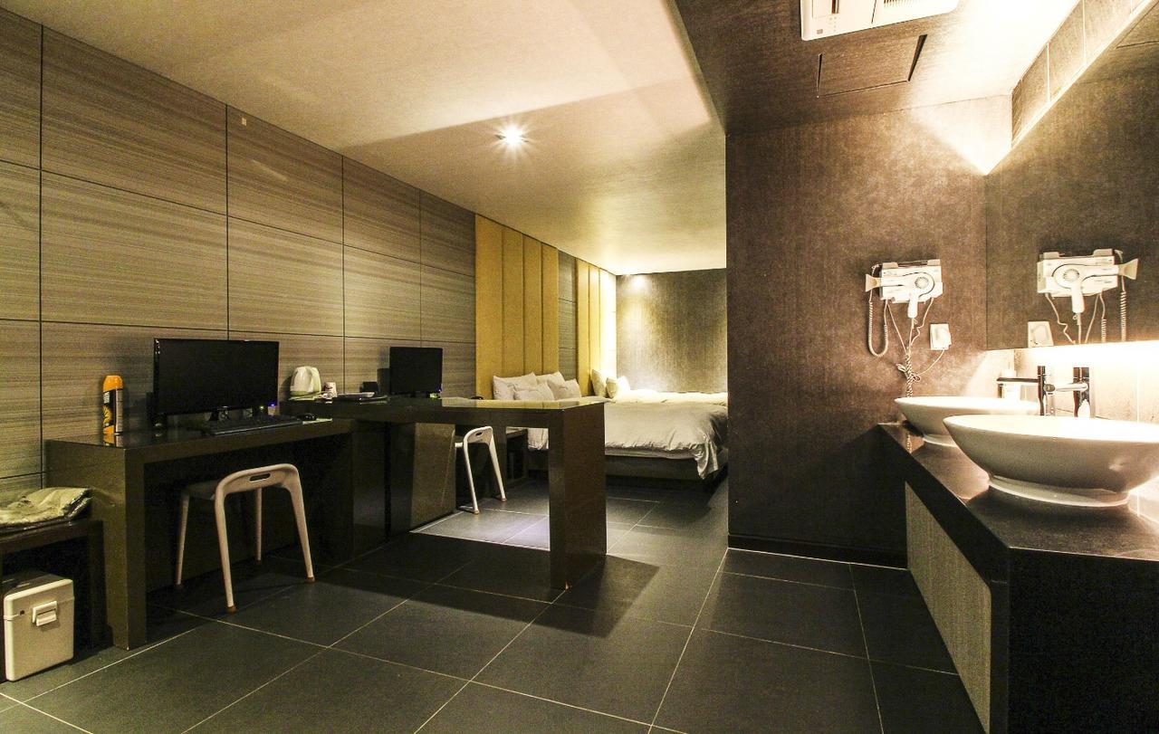 Haeundae Yeoubi Hotel Пусан Экстерьер фото